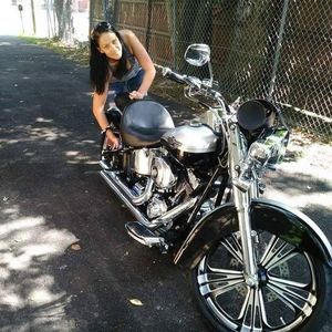 Meet your Posher, Sherry